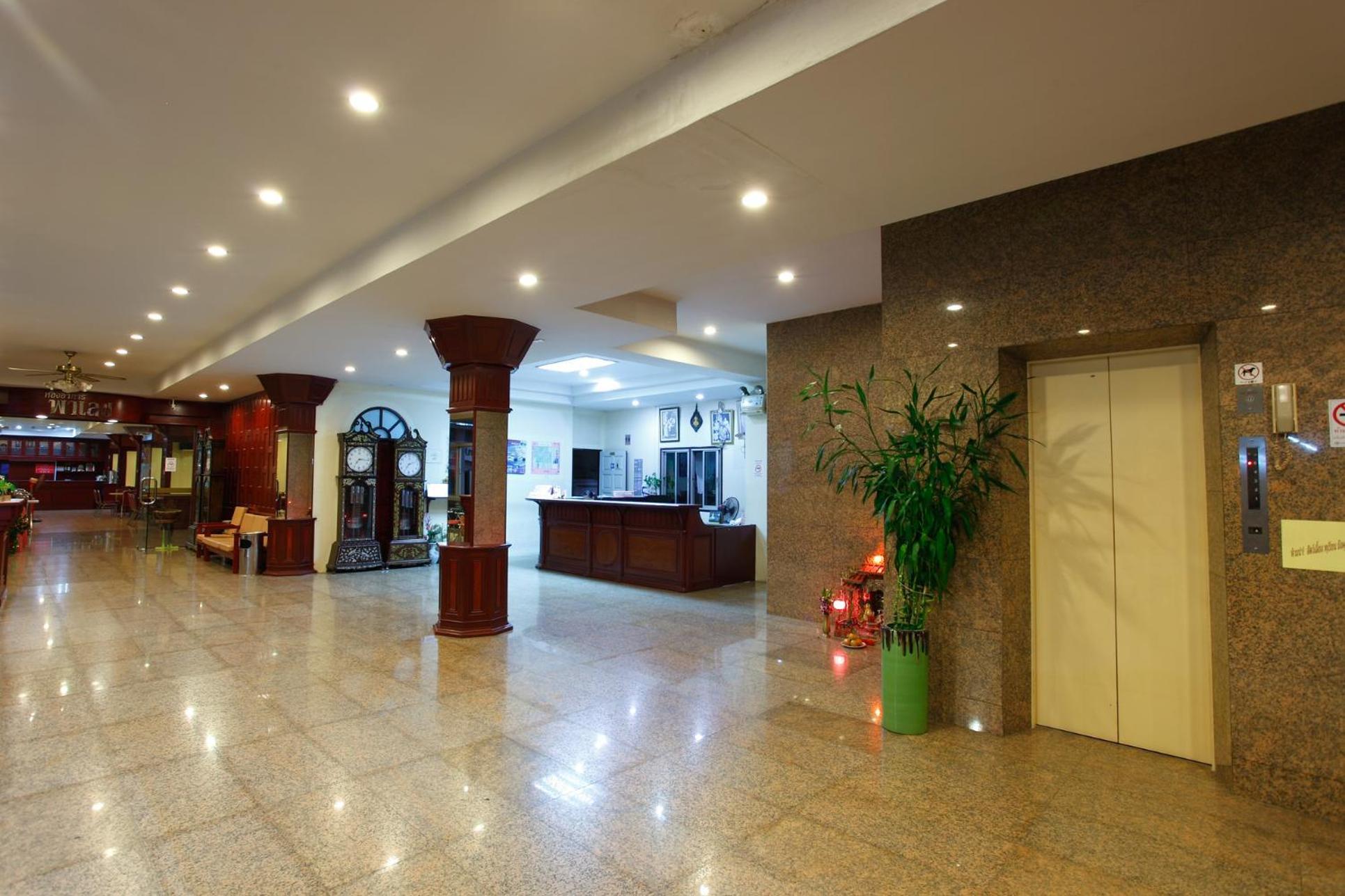 Chumphon Palace Hotel Exteriér fotografie